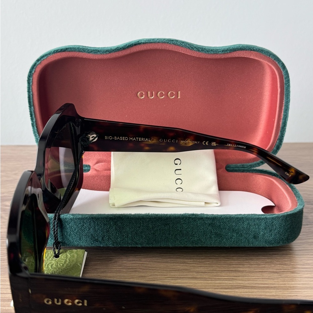 Gucci Brown Square Frame Sunglasses - Picture 4 of 5